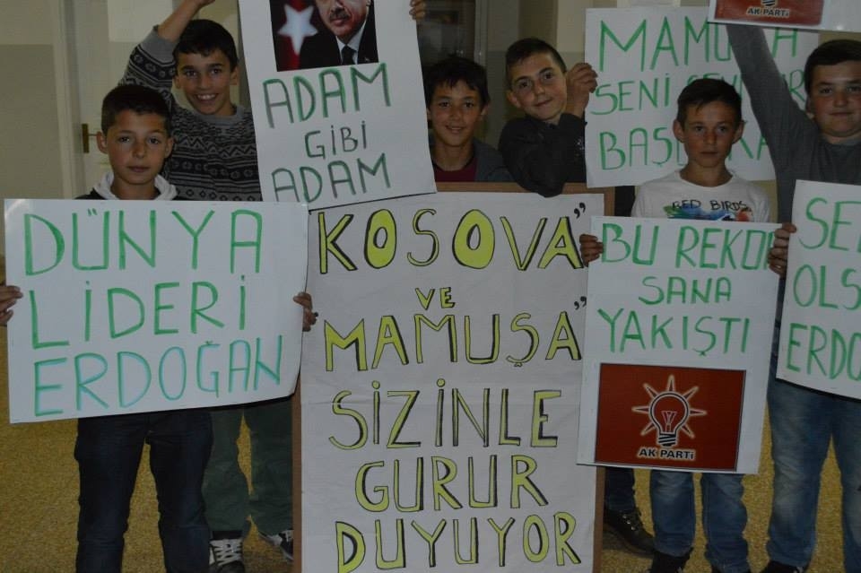 AK PARTİ'NİN SEÇİM ZAFERİ DÜNYADA BÖYLE KUTLANDI 40