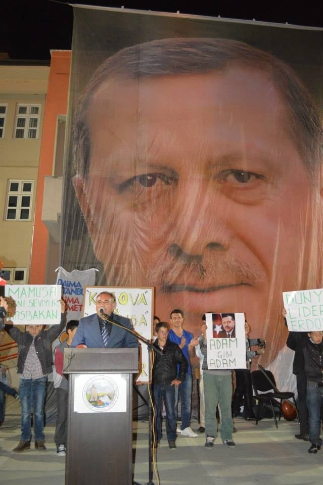 AK PARTİ'NİN SEÇİM ZAFERİ DÜNYADA BÖYLE KUTLANDI 41
