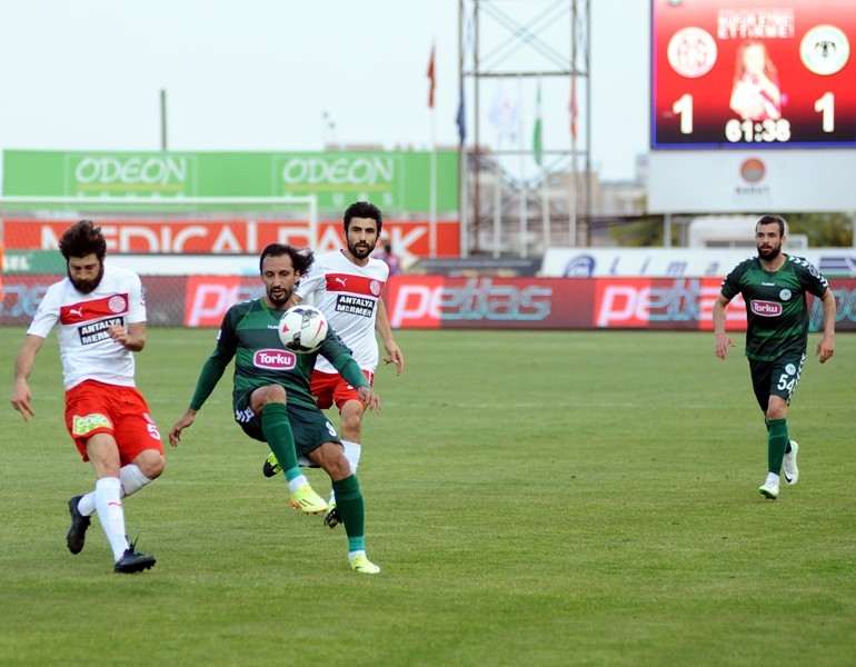 MP ANTALYASPOR: 1 - TORKU KONYASPOR:1 3