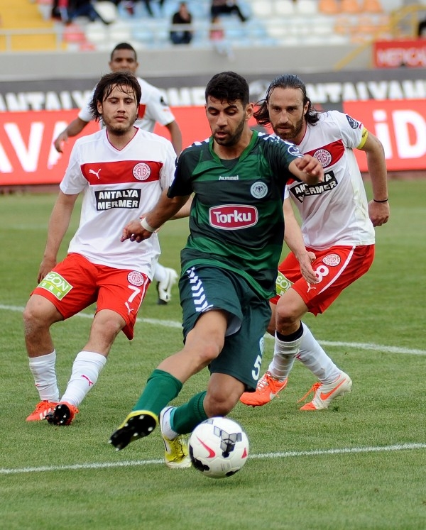 MP ANTALYASPOR: 1 - TORKU KONYASPOR:1 5