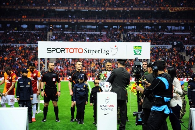 GALATASARAY:1- FENERBAHÇE:0 (DERBİNİN TÜM DETAYLARI)