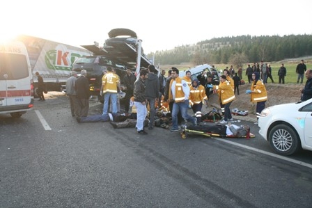 KONYA'DA KATLİAM GİBİ KAZA 1