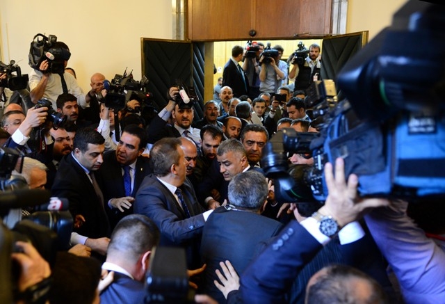 KILIÇDAROĞLU'NA  BÖYLE SALDIRDI 19
