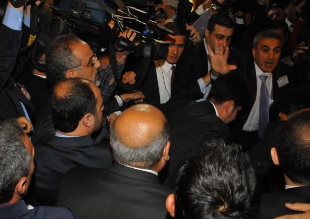 KILIÇDAROĞLU'NA  BÖYLE SALDIRDI 31