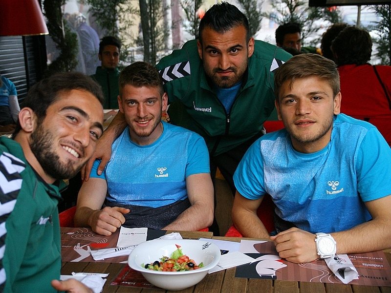 ANADOLU SELÇUKLUSPOR YEMEKTE BULUŞTU 18