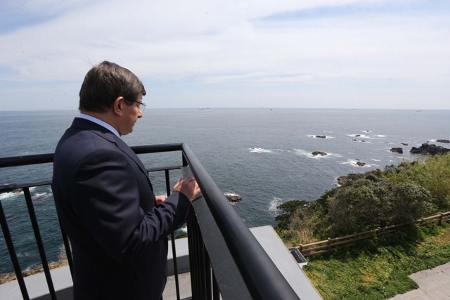 BAKAN DAVUTOĞLU'NA JAPONYA'DA SEVGİ SELİ 32