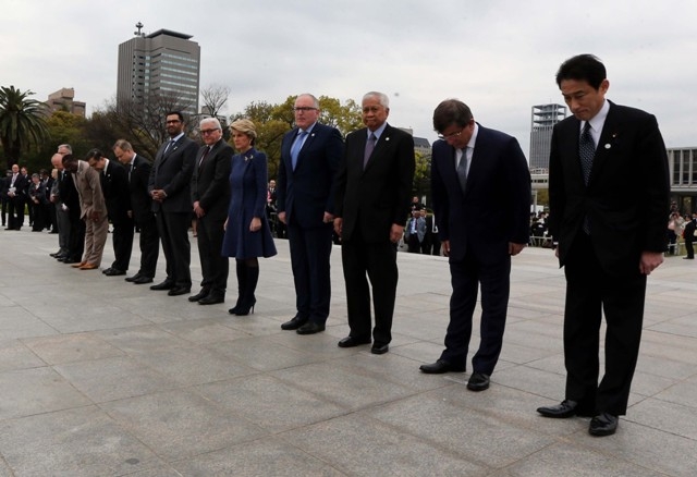 BAKAN DAVUTOĞLU'NA JAPONYA'DA SEVGİ SELİ 59