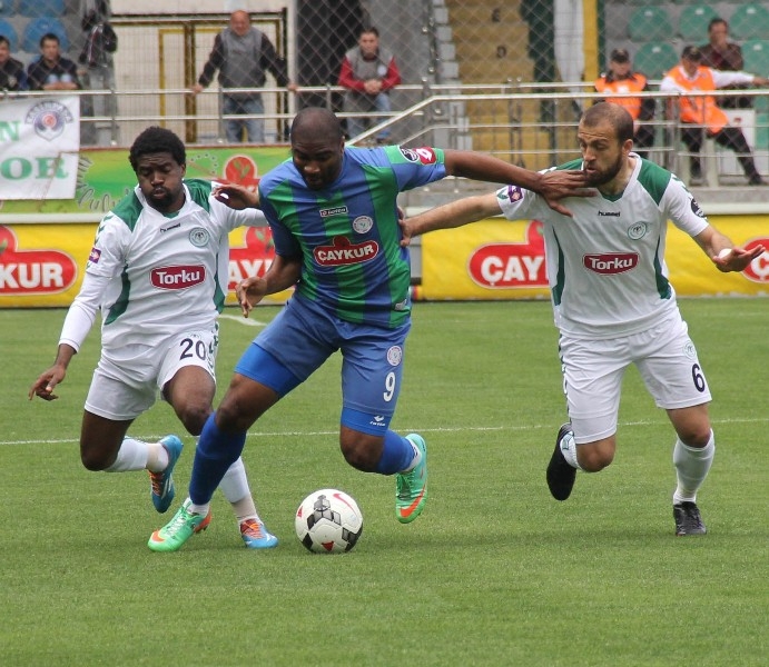 ÇAYKUR RİZESPOR: 3 - TORKU KONYASPOR:1 19