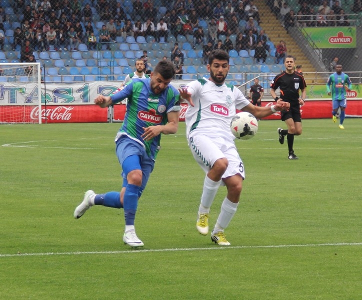 ÇAYKUR RİZESPOR: 3 - TORKU KONYASPOR:1 21