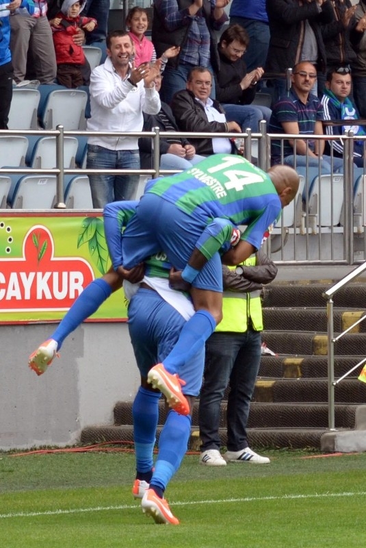 ÇAYKUR RİZESPOR: 3 - TORKU KONYASPOR:1 9