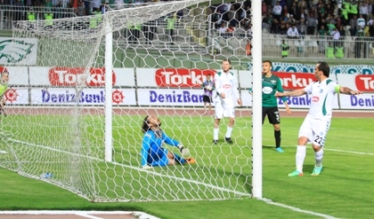 TORKU KONYASPOR:4 - AKHİSAR BELEDİYESPOR:0 26