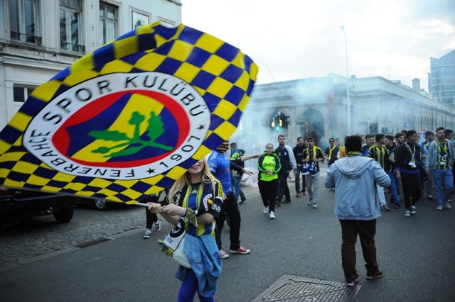 ŞAMPİYON FENERBAHÇE (YER SARI GÖK LACIVERT) 123