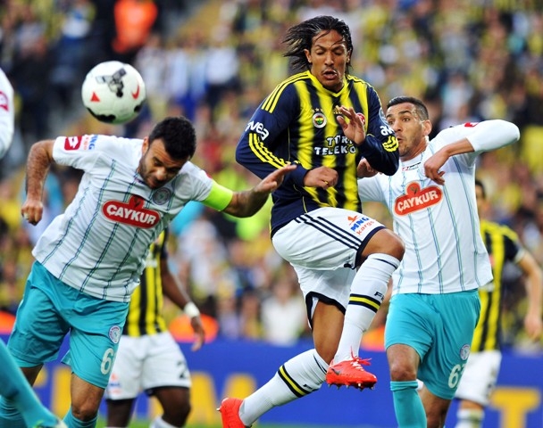 ŞAMPİYON FENERBAHÇE (YER SARI GÖK LACIVERT) 16