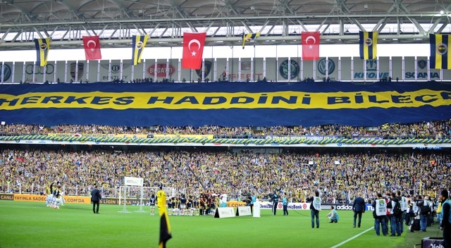 ŞAMPİYON FENERBAHÇE (YER SARI GÖK LACIVERT) 19