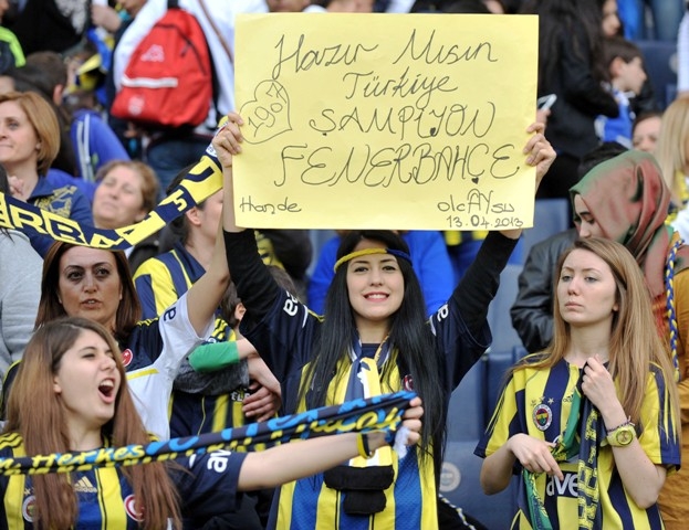 ŞAMPİYON FENERBAHÇE (YER SARI GÖK LACIVERT) 27