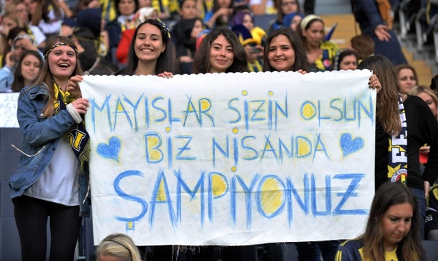 ŞAMPİYON FENERBAHÇE (YER SARI GÖK LACIVERT) 30