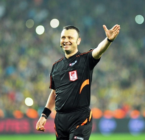 ŞAMPİYON FENERBAHÇE (YER SARI GÖK LACIVERT) 32