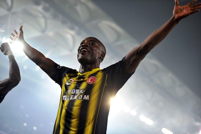 ŞAMPİYON FENERBAHÇE (YER SARI GÖK LACIVERT) 34