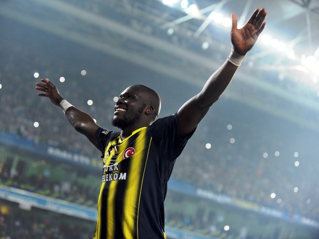 ŞAMPİYON FENERBAHÇE (YER SARI GÖK LACIVERT) 35