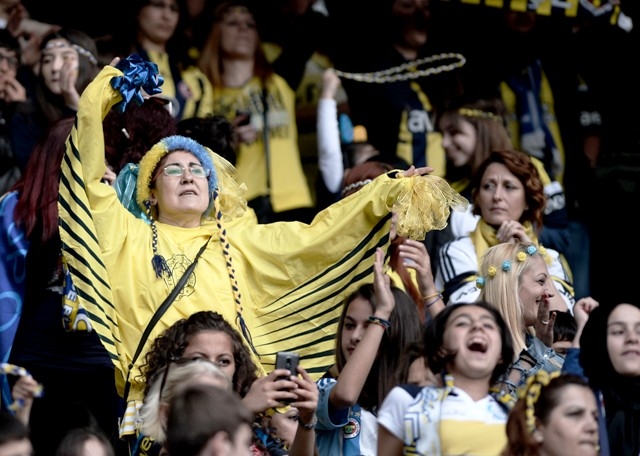 ŞAMPİYON FENERBAHÇE (YER SARI GÖK LACIVERT) 61