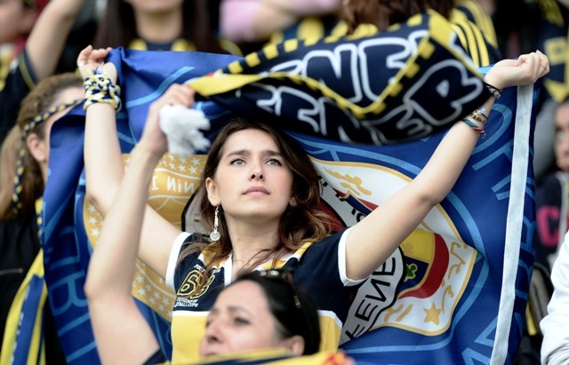 ŞAMPİYON FENERBAHÇE (YER SARI GÖK LACIVERT) 66