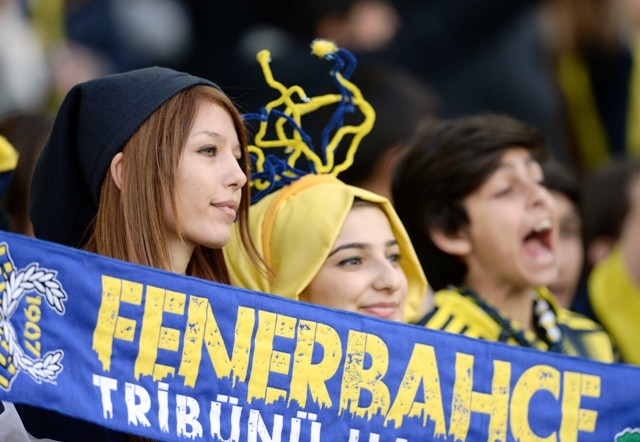 ŞAMPİYON FENERBAHÇE (YER SARI GÖK LACIVERT) 71