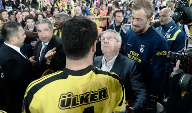 ŞAMPİYON FENERBAHÇE (YER SARI GÖK LACIVERT) 73