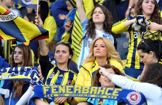 ŞAMPİYON FENERBAHÇE (YER SARI GÖK LACIVERT) 8