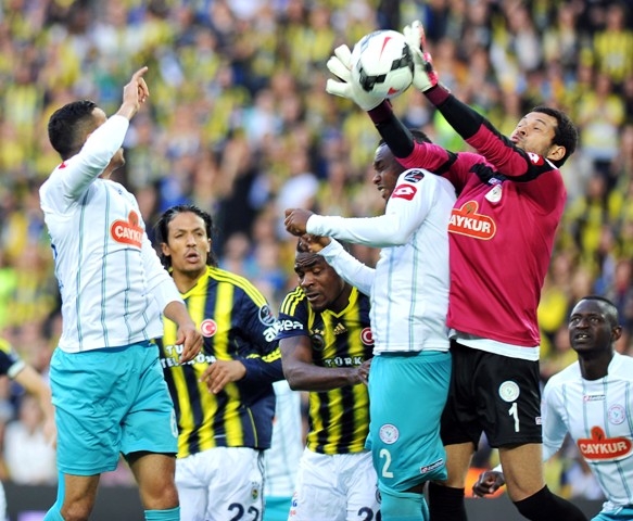 ŞAMPİYON FENERBAHÇE (YER SARI GÖK LACIVERT) 9