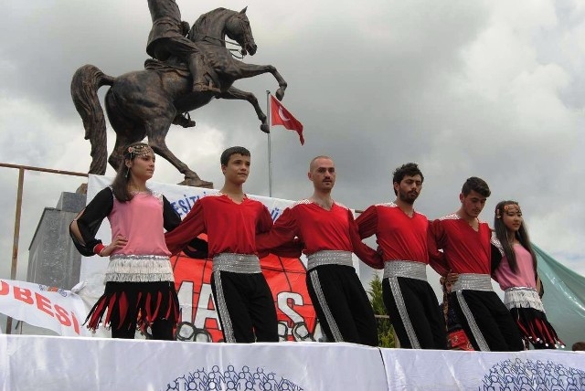 YURTTAN 1 MAYIS MANZARALARI 136
