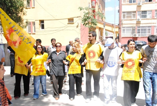 YURTTAN 1 MAYIS MANZARALARI 60