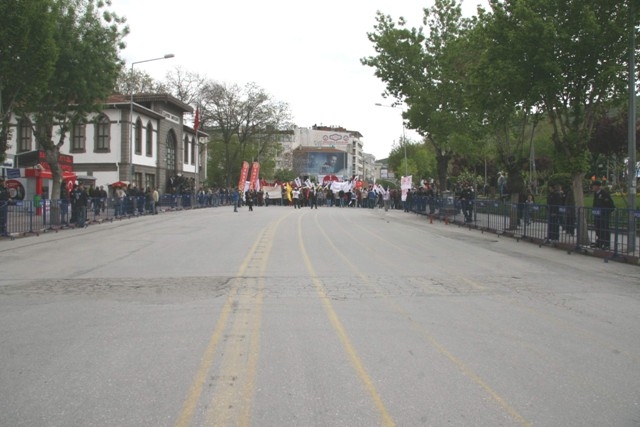 YURTTAN 1 MAYIS MANZARALARI 77