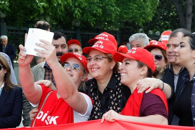 YURTTAN 1 MAYIS MANZARALARI 82