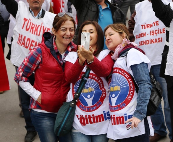 YURTTAN 1 MAYIS MANZARALARI 86