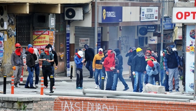 1 MAYIS'TA TERÖR ESTİRDİLER 103