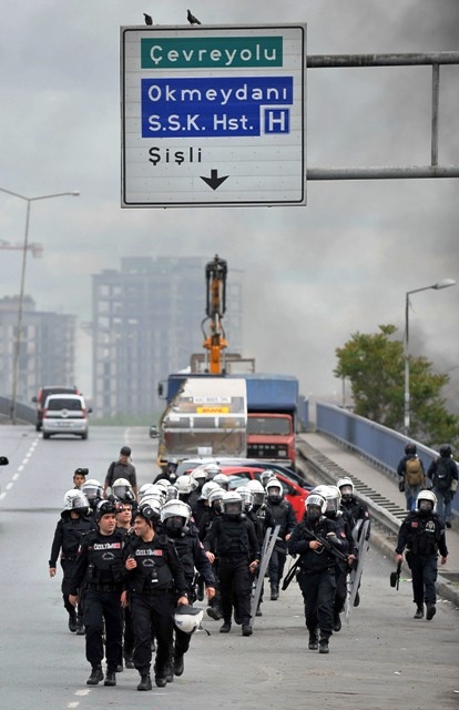 1 MAYIS'TA TERÖR ESTİRDİLER 107