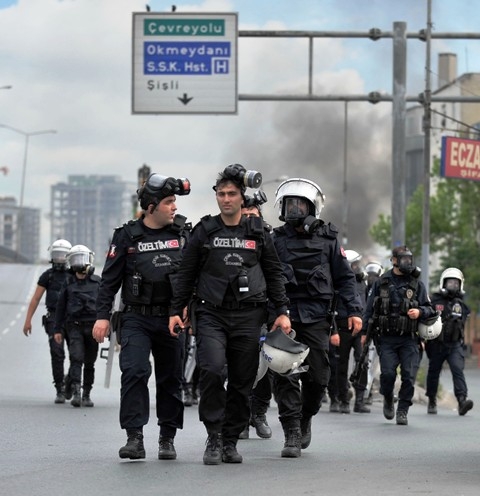 1 MAYIS'TA TERÖR ESTİRDİLER 108