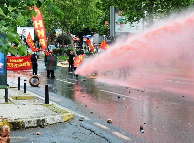 1 MAYIS'TA TERÖR ESTİRDİLER 133