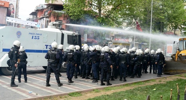 1 MAYIS'TA TERÖR ESTİRDİLER 137