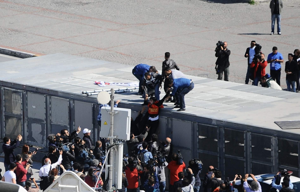 1 MAYIS'TA TERÖR ESTİRDİLER 152
