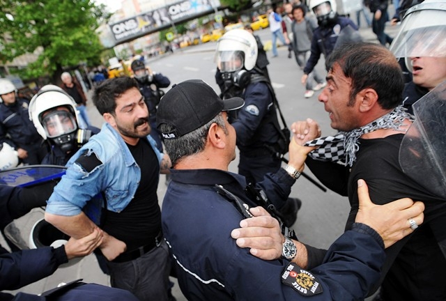 1 MAYIS'TA TERÖR ESTİRDİLER 175