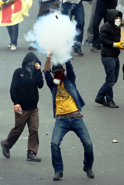 1 MAYIS'TA TERÖR ESTİRDİLER 188