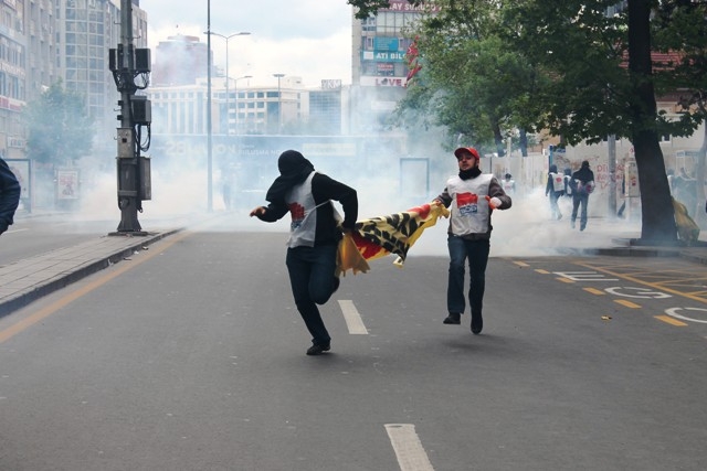 1 MAYIS'TA TERÖR ESTİRDİLER 193