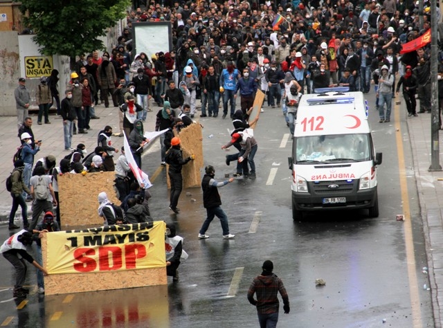 1 MAYIS'TA TERÖR ESTİRDİLER 210