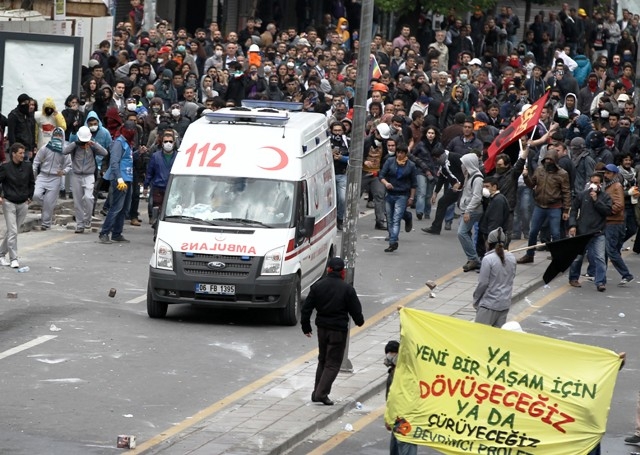 1 MAYIS'TA TERÖR ESTİRDİLER 213