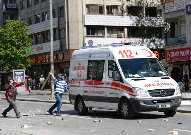 1 MAYIS'TA TERÖR ESTİRDİLER 215