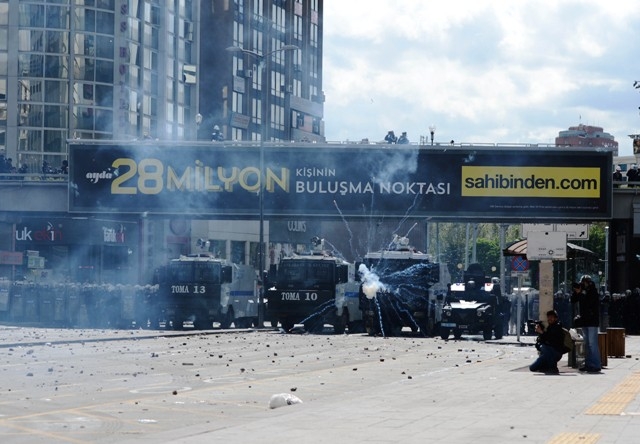 1 MAYIS'TA TERÖR ESTİRDİLER 230