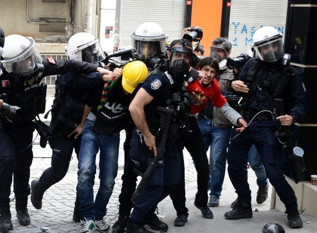 1 MAYIS'TA TERÖR ESTİRDİLER 51