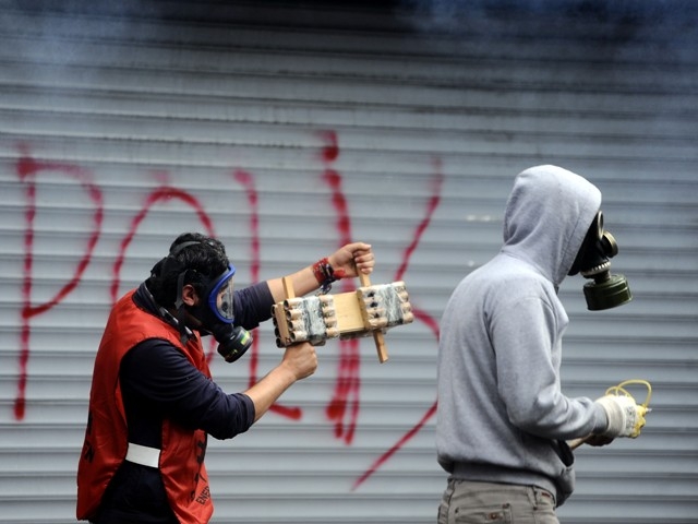 1 MAYIS'TA TERÖR ESTİRDİLER 69