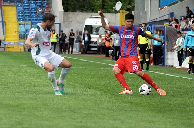 K. KARABÜKSPOR: 2 - TORKU KONYASPOR:2 10